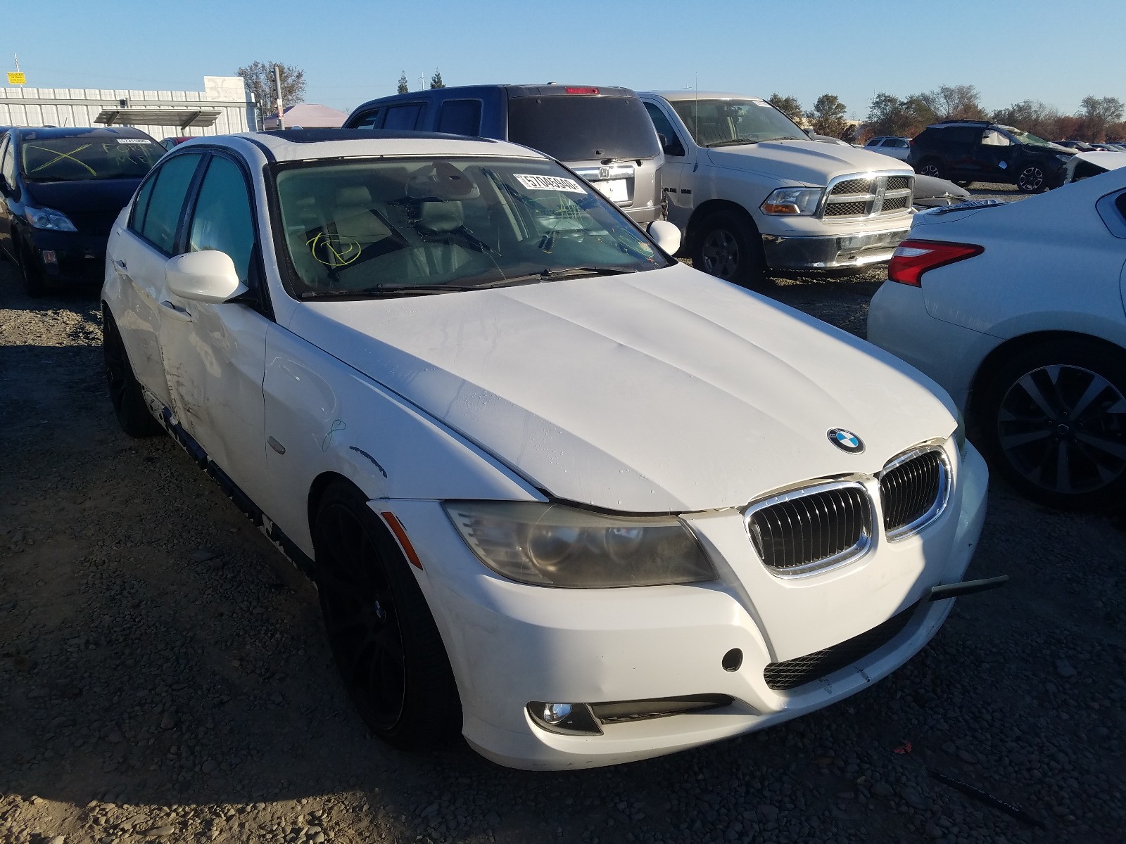 BMW 328 I SULE 2011 wbaph5g56bnm71868