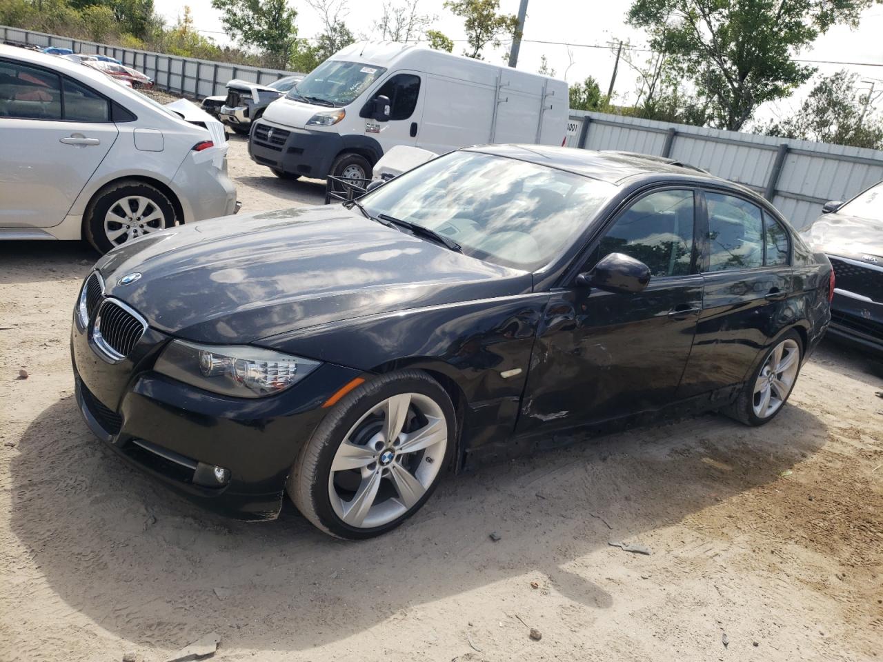 BMW 3ER 2011 wbapm5c57be577246