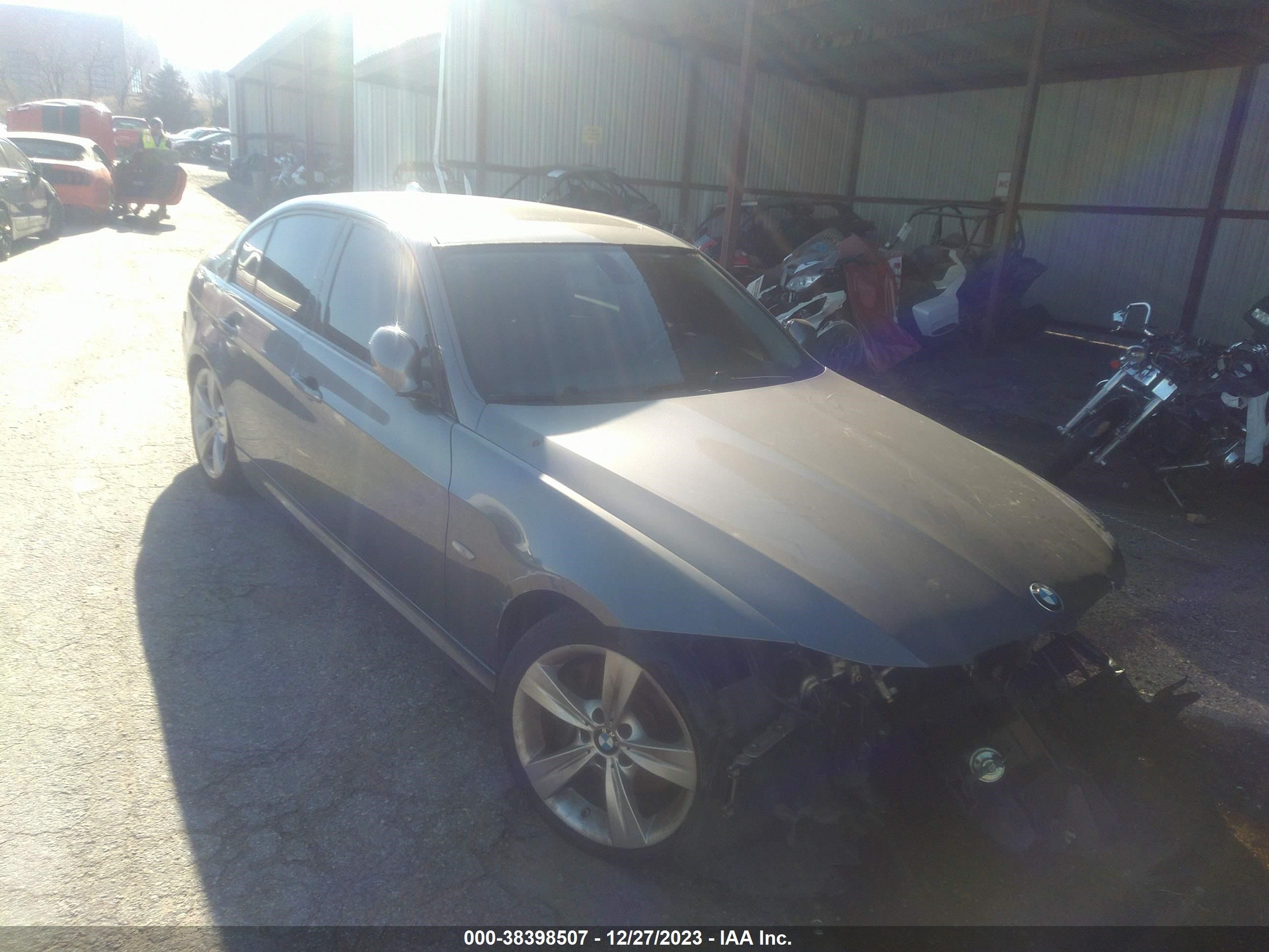 BMW 3ER 2009 wbapm77539nl88710