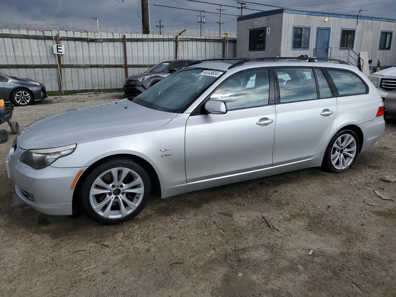 BMW 5ER 2009 wbapt735x9cx02566