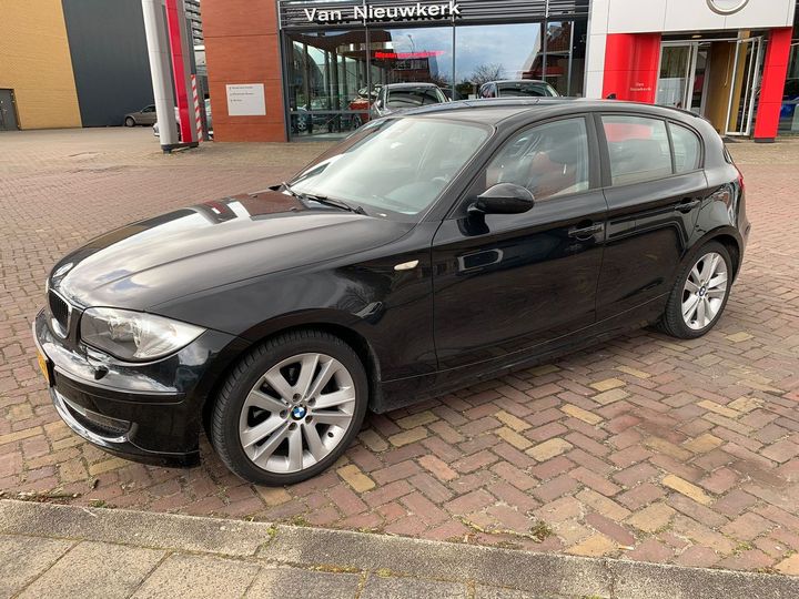 BMW 1-SERIE 2009 wbaue51060jw18493