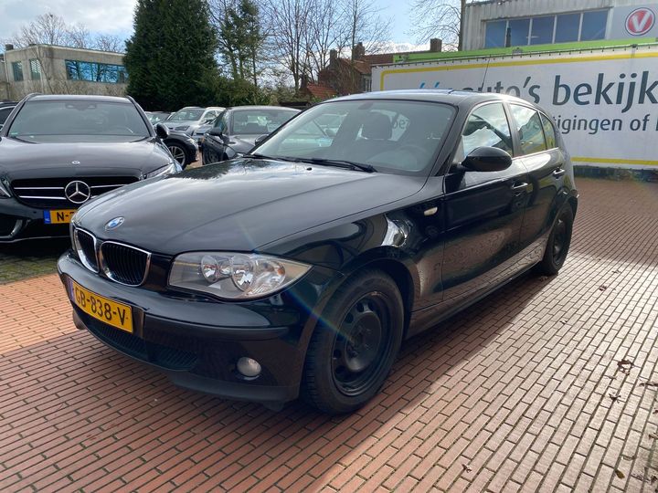 BMW 1-SERIE 2006 wbauf11010p019472