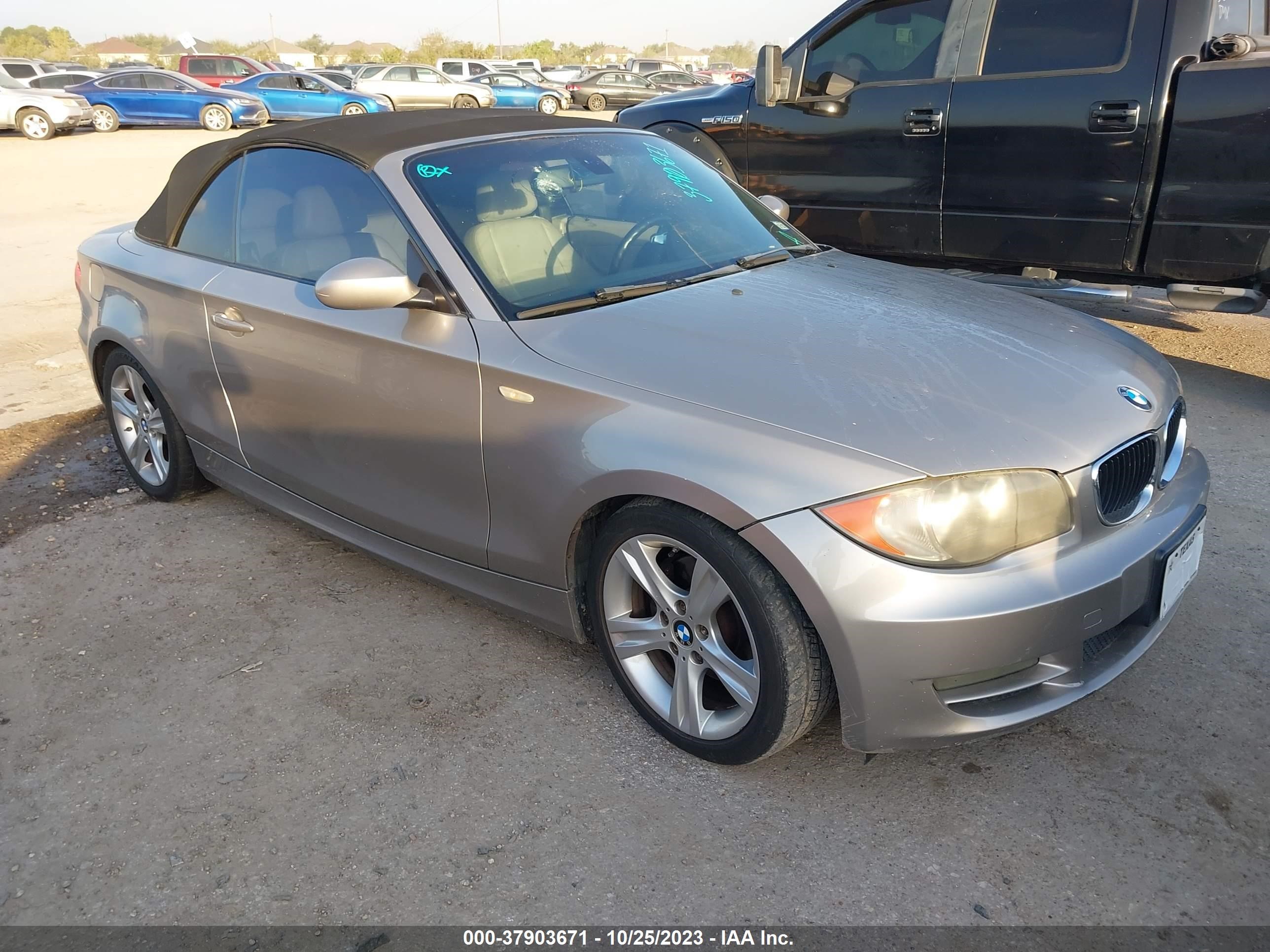 BMW 1ER 2008 wbaul73518ve88219