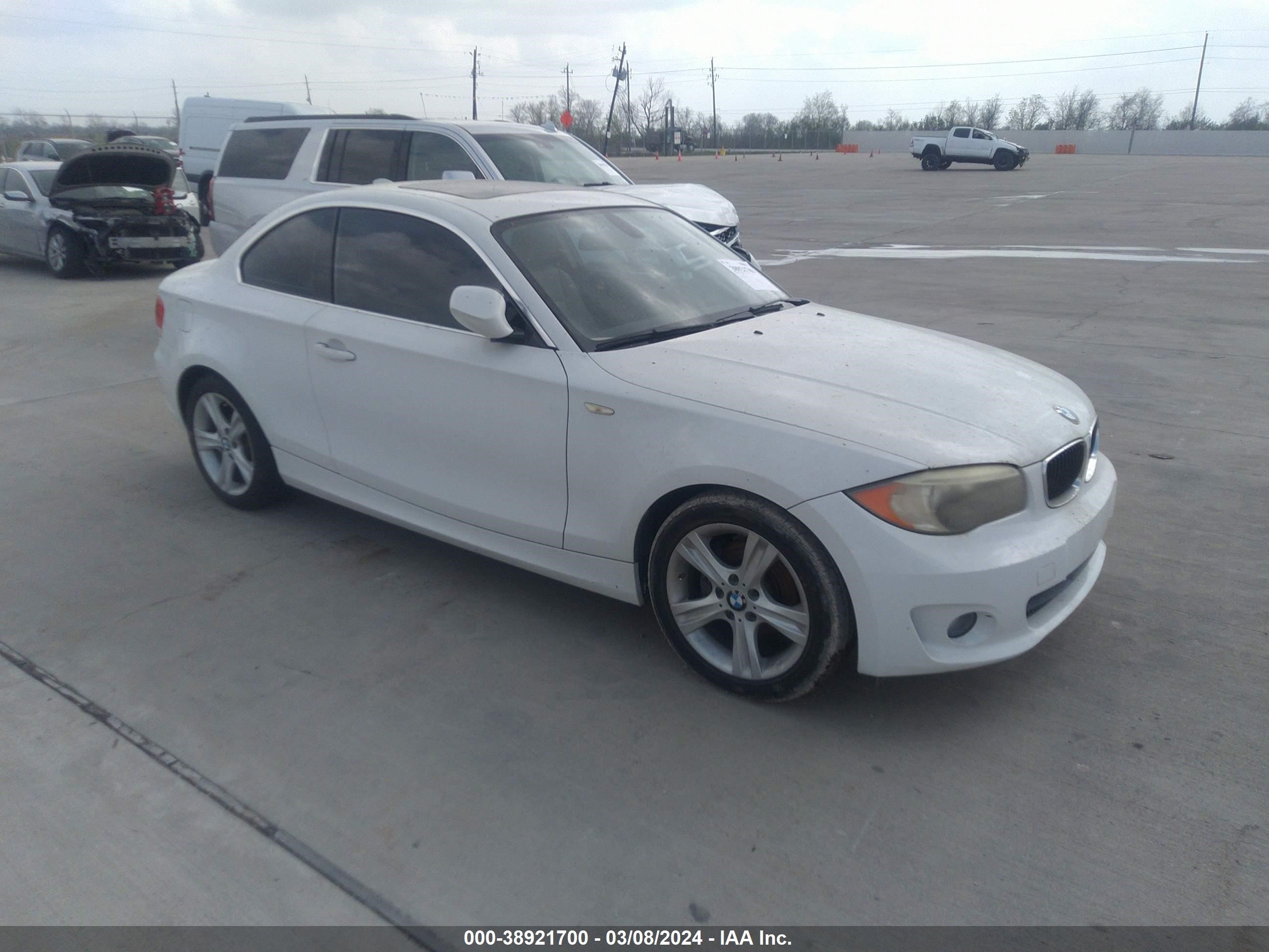 BMW 1ER 2012 wbaup7c51cvp22840