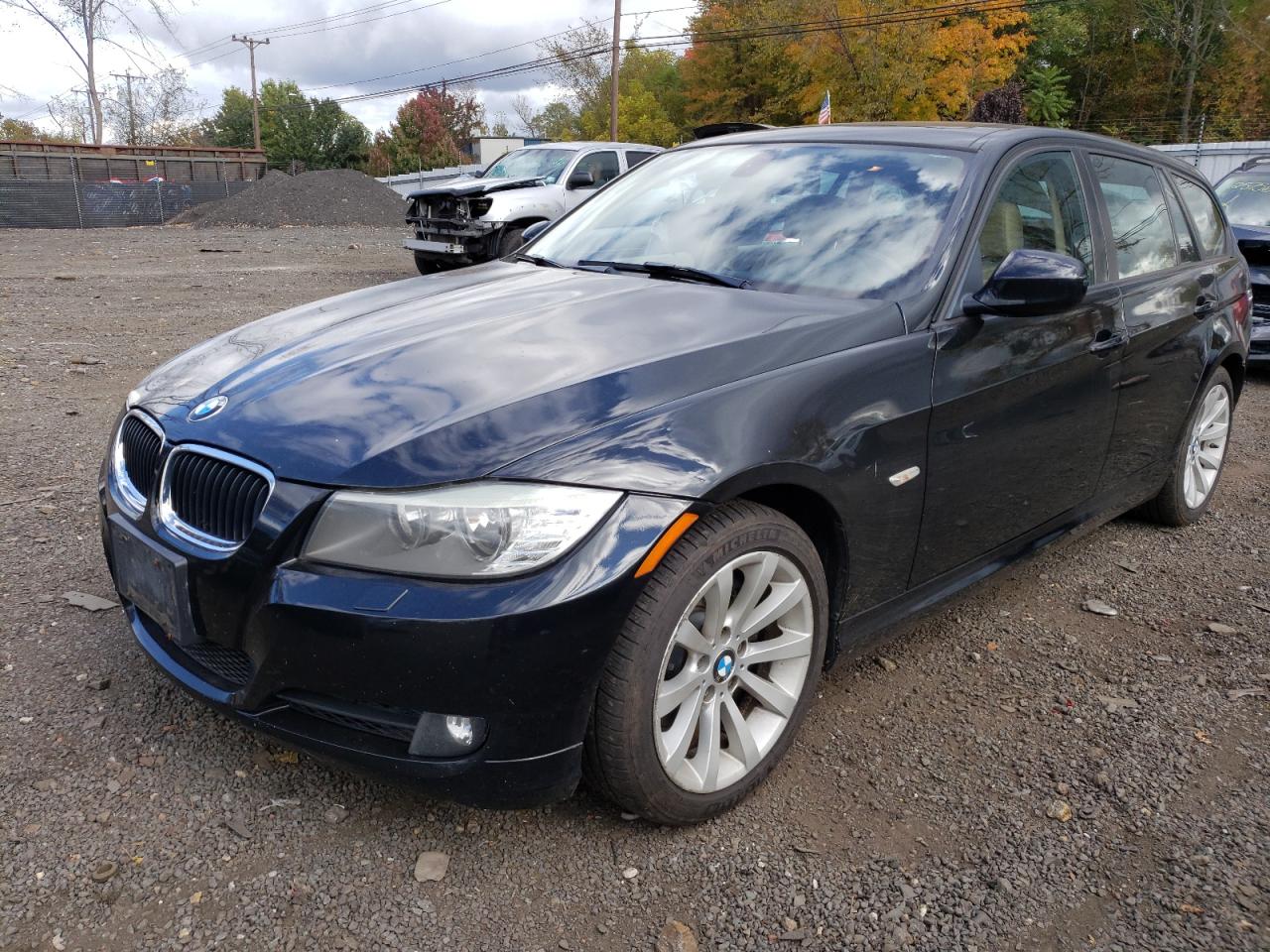 BMW 3ER 2011 wbauu3c56ba543006