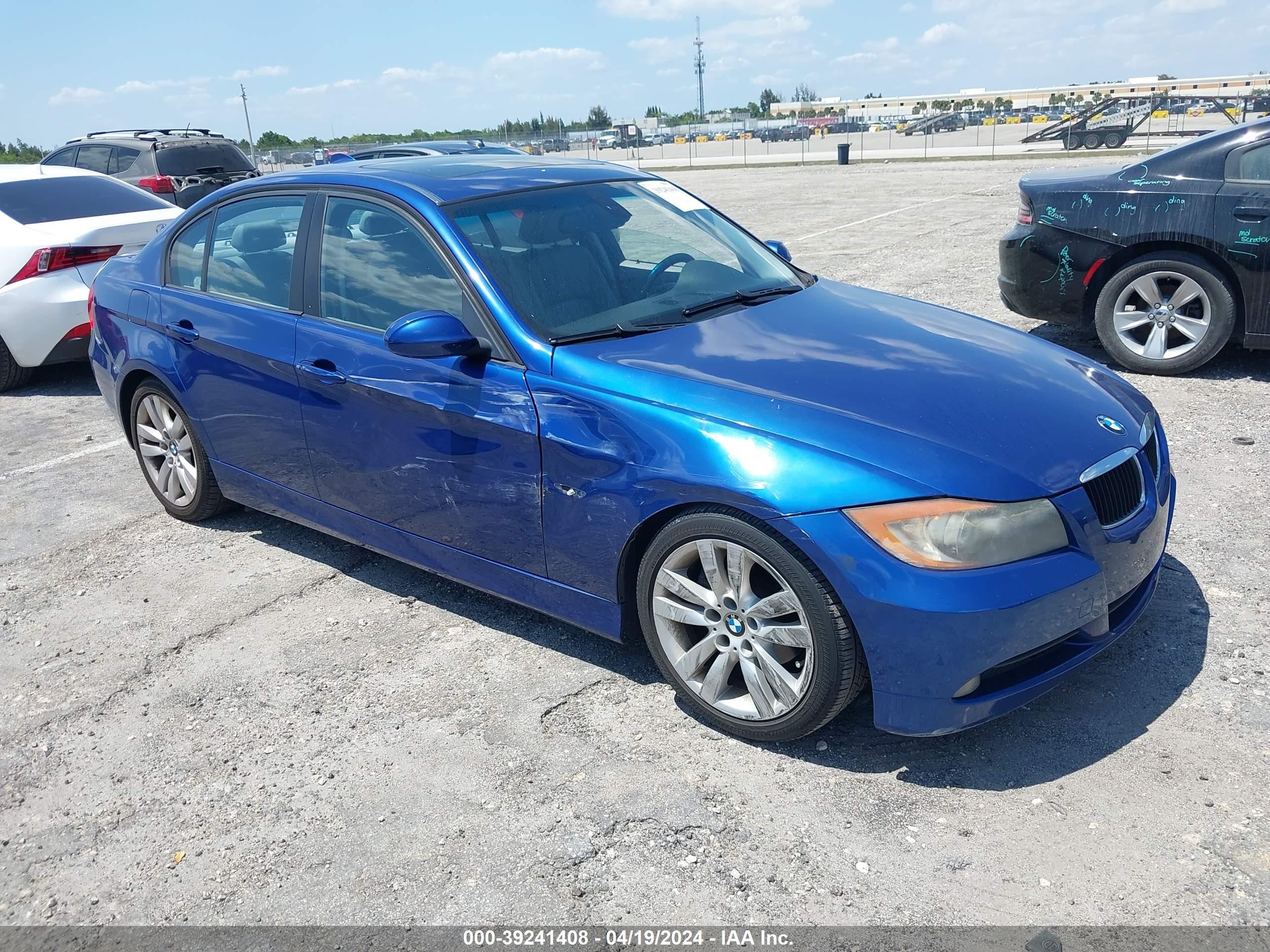 BMW 3ER 2007 wbava33517kx83093