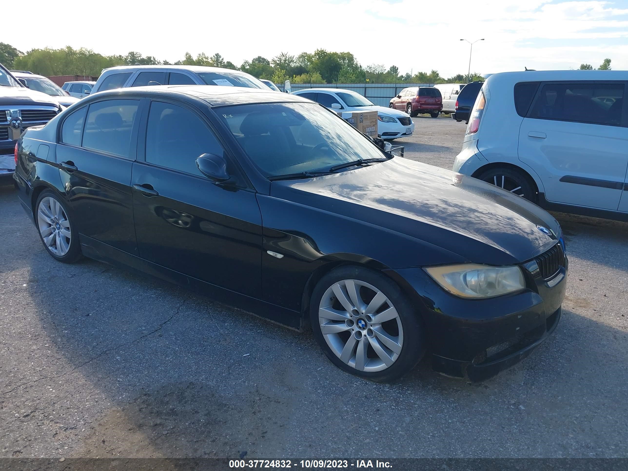 BMW 3ER 2008 wbava33518kx85539