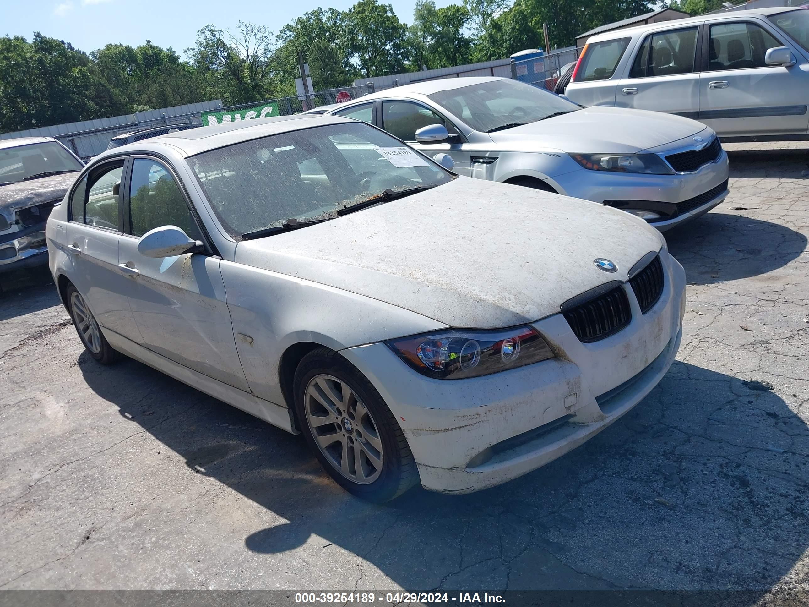 BMW 3ER 2007 wbava33547kx77126