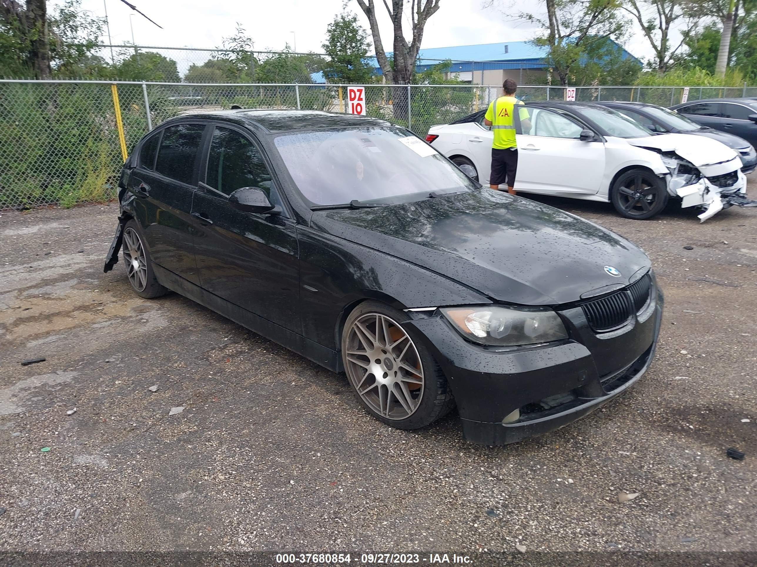 BMW 3ER 2008 wbava33548kx85194