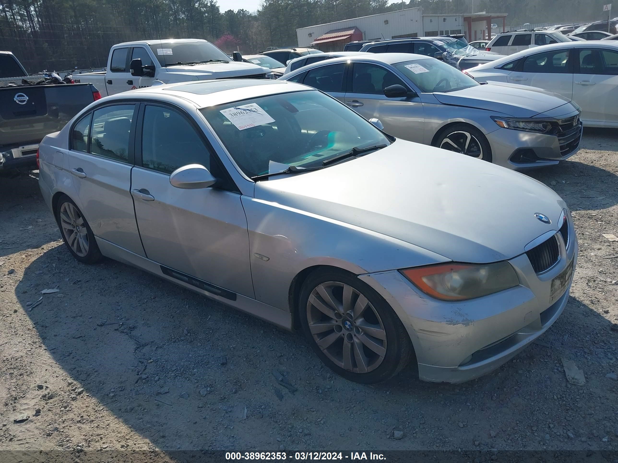 BMW 3ER 2008 wbava33548kx89987