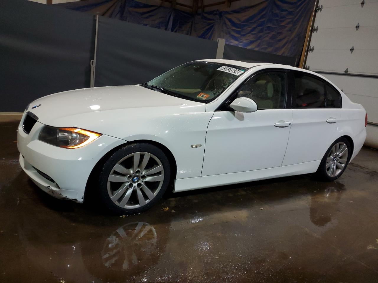 BMW 3ER 2008 wbava33568kx88422