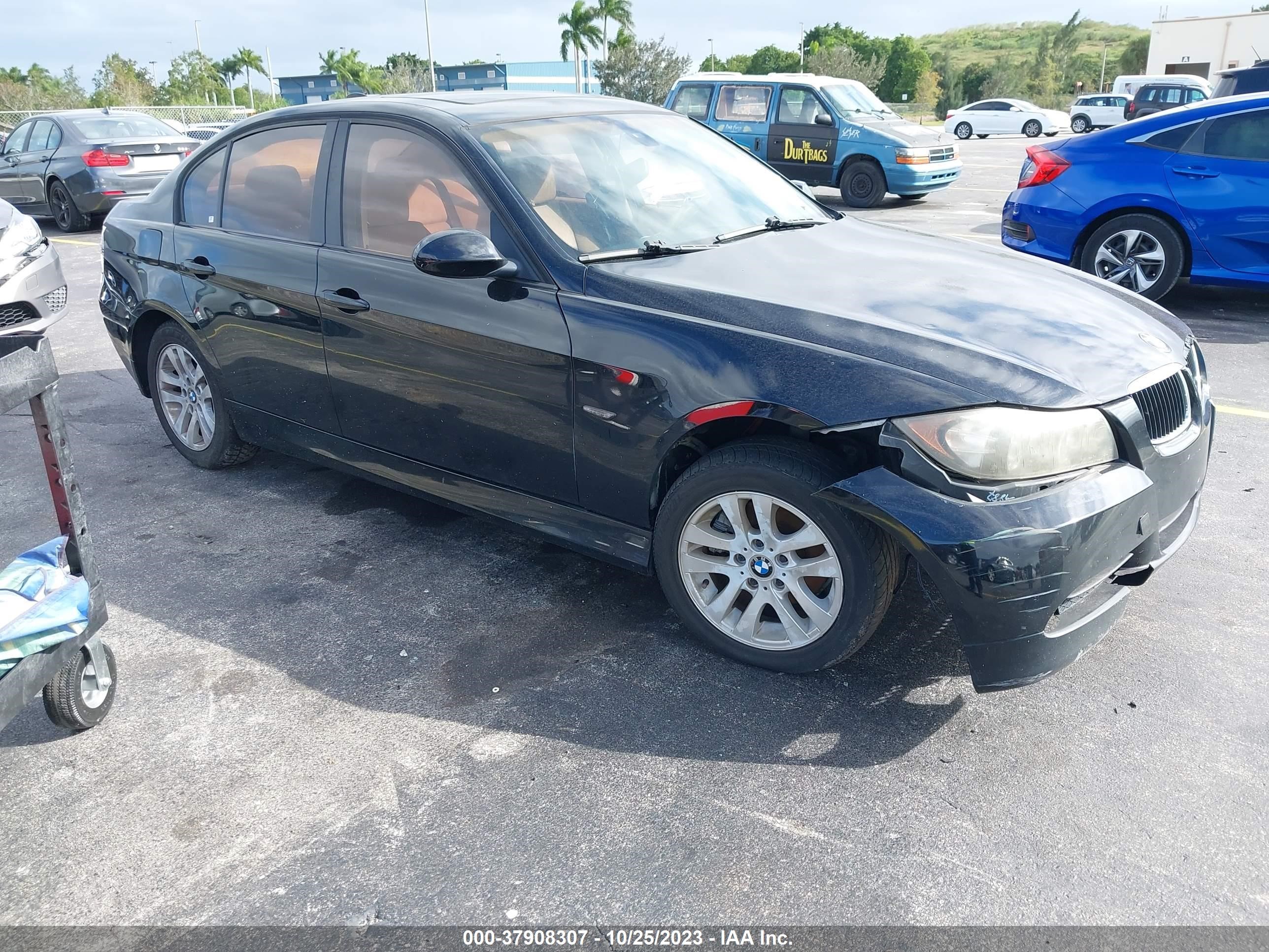 BMW 3ER 2007 wbava33597kx72228