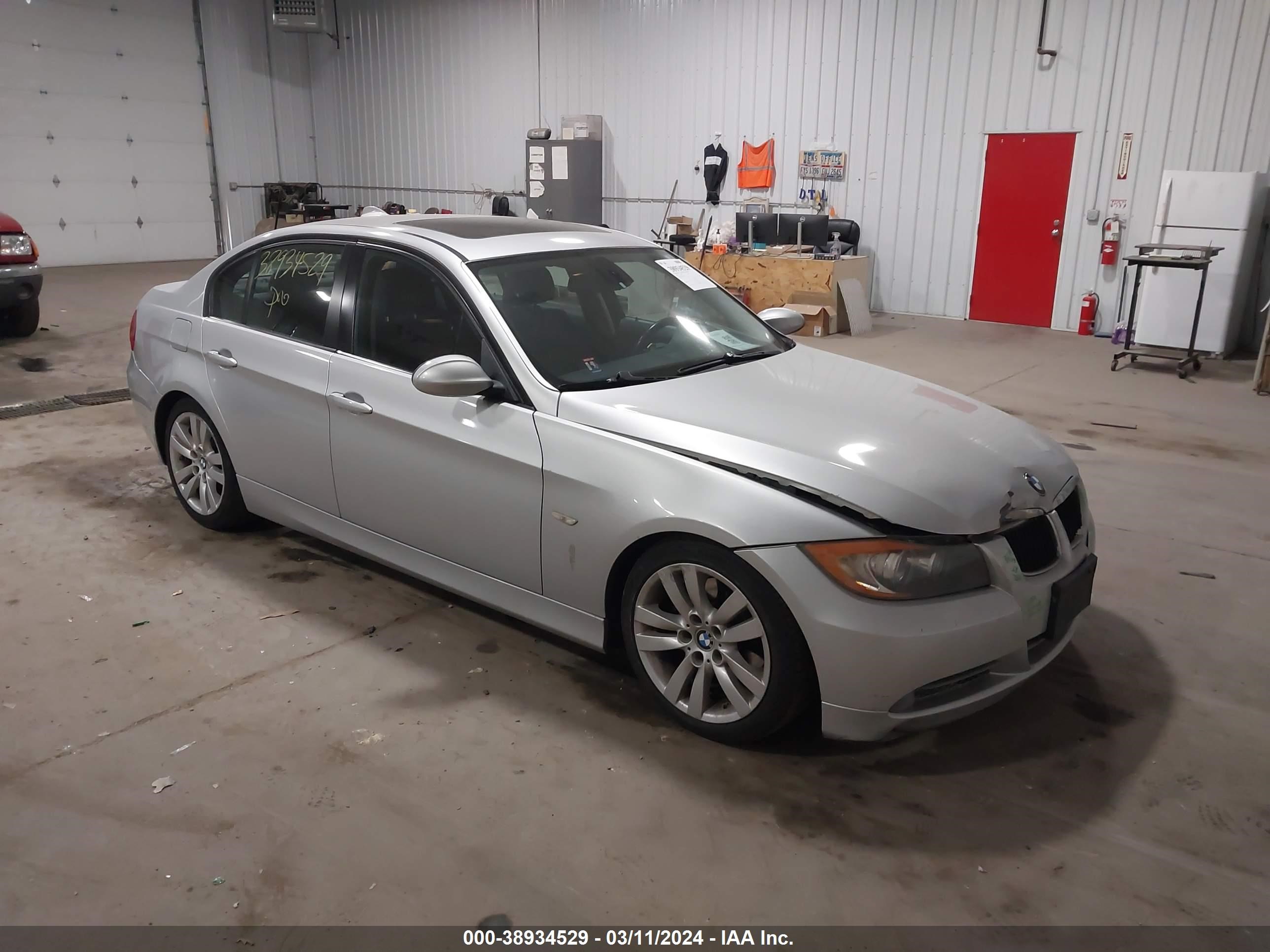 BMW 3ER 2008 wbava335x8k053121