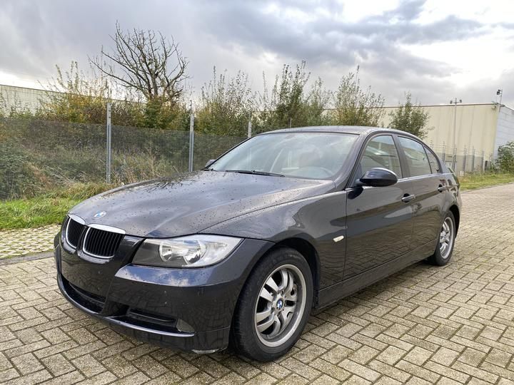 BMW 318 EXECUTIVE 2006 wbava51030va62557