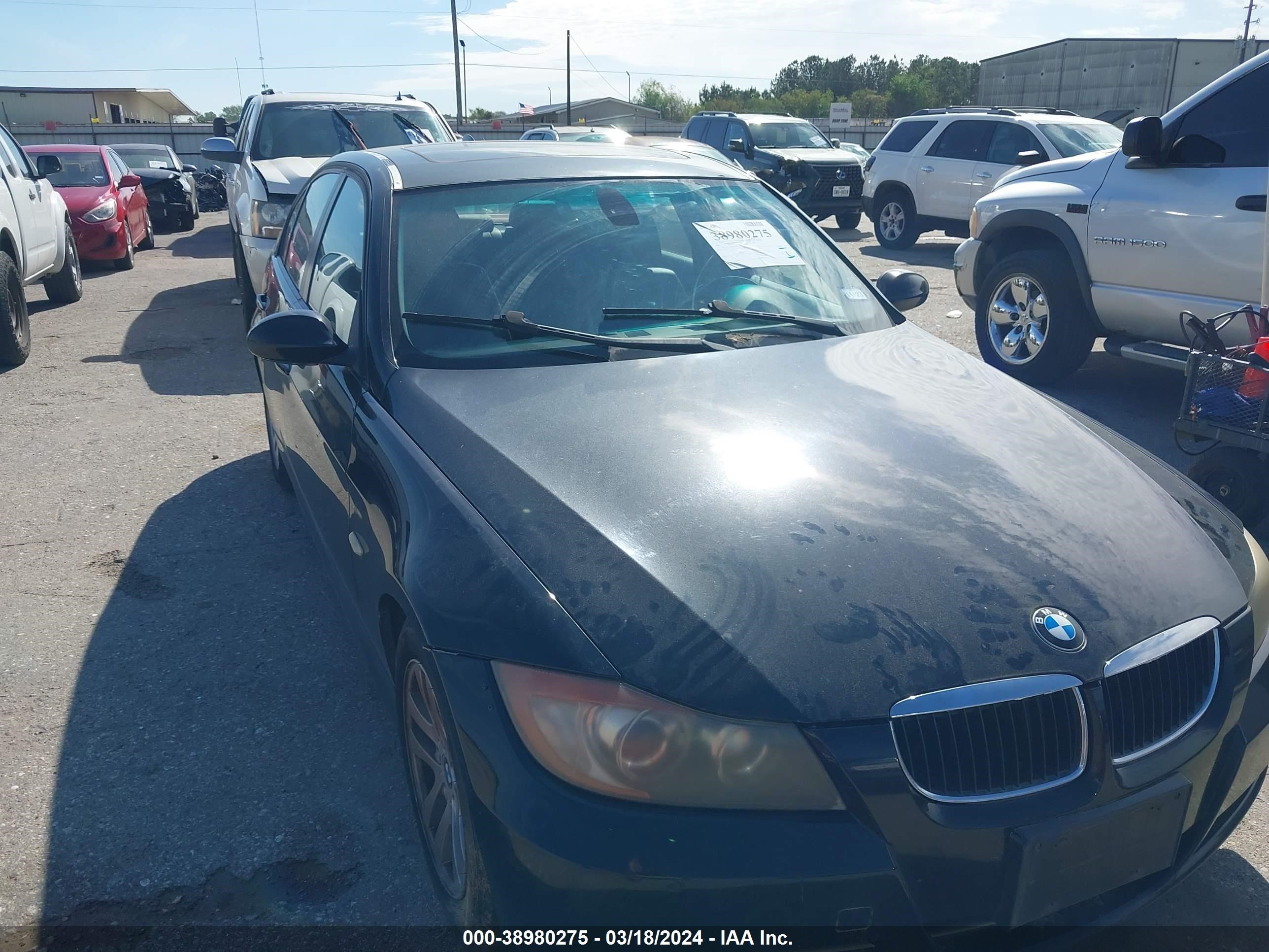 BMW 3ER 2006 wbavb13506kx37593