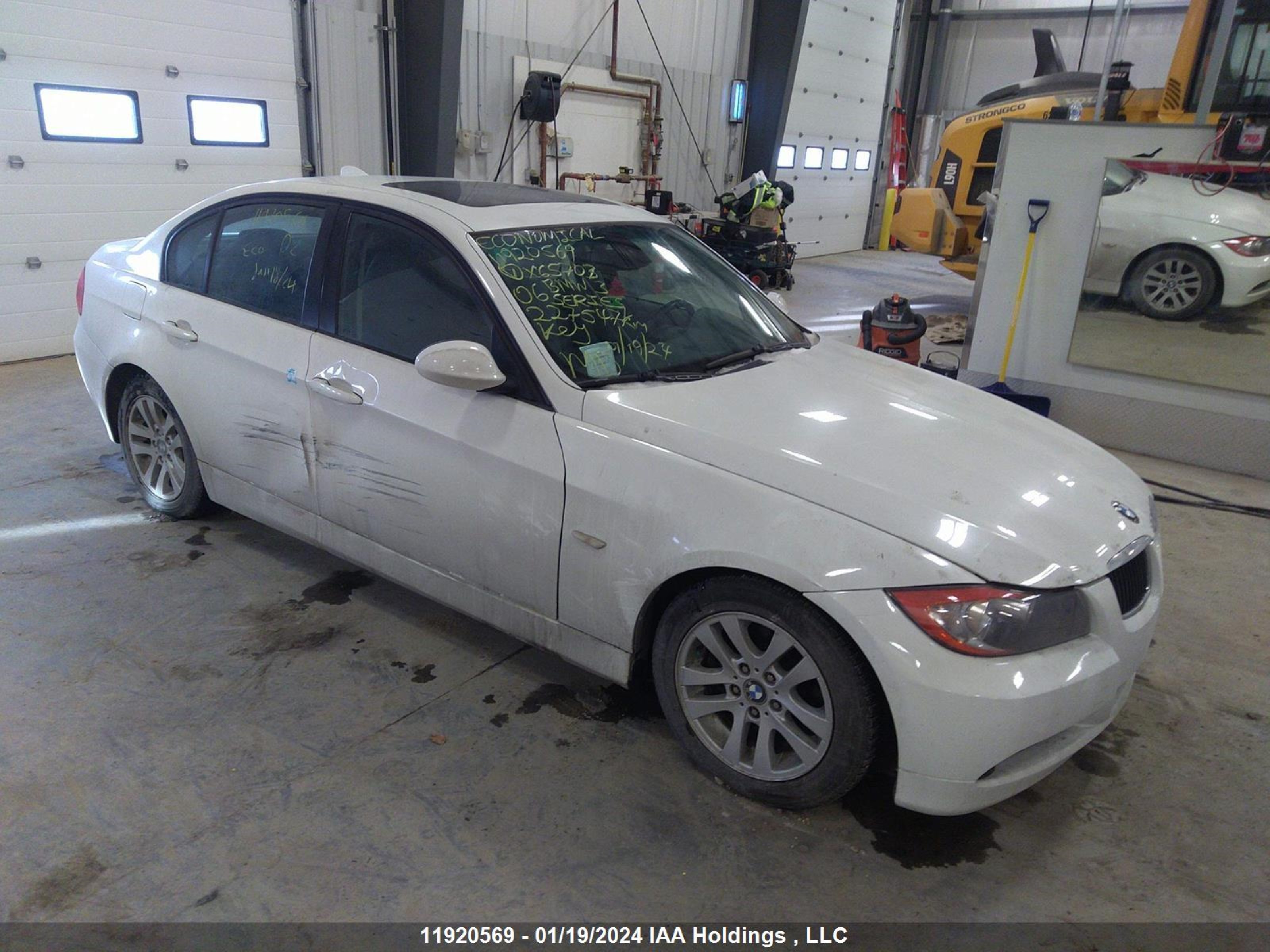 BMW 3ER 2006 wbavb13506kx65703