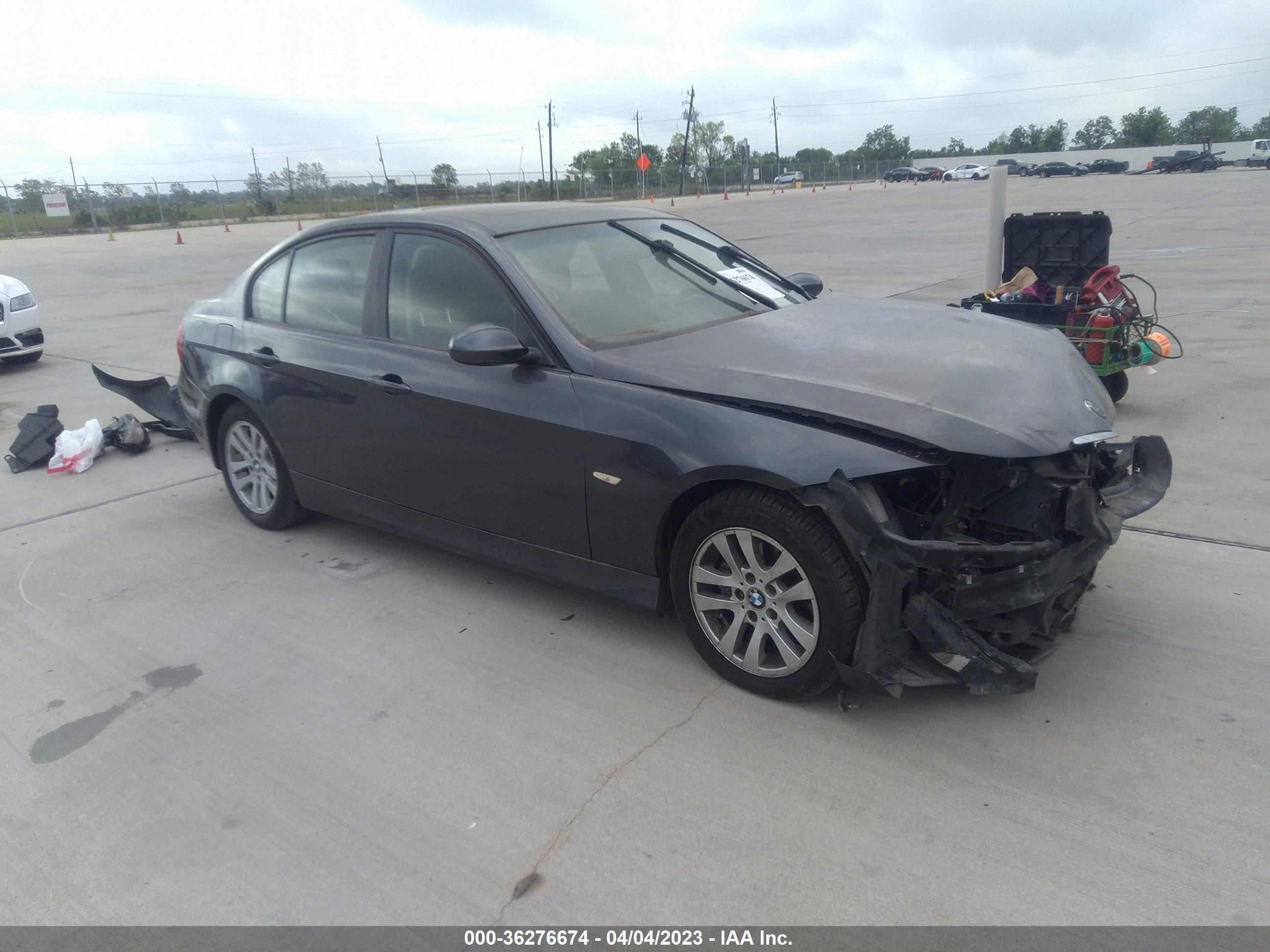 BMW 3ER 2006 wbavb13526pt10290