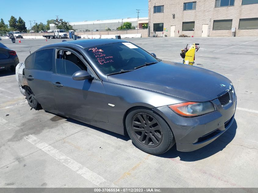 BMW 3ER 2006 wbavb13526pt25260