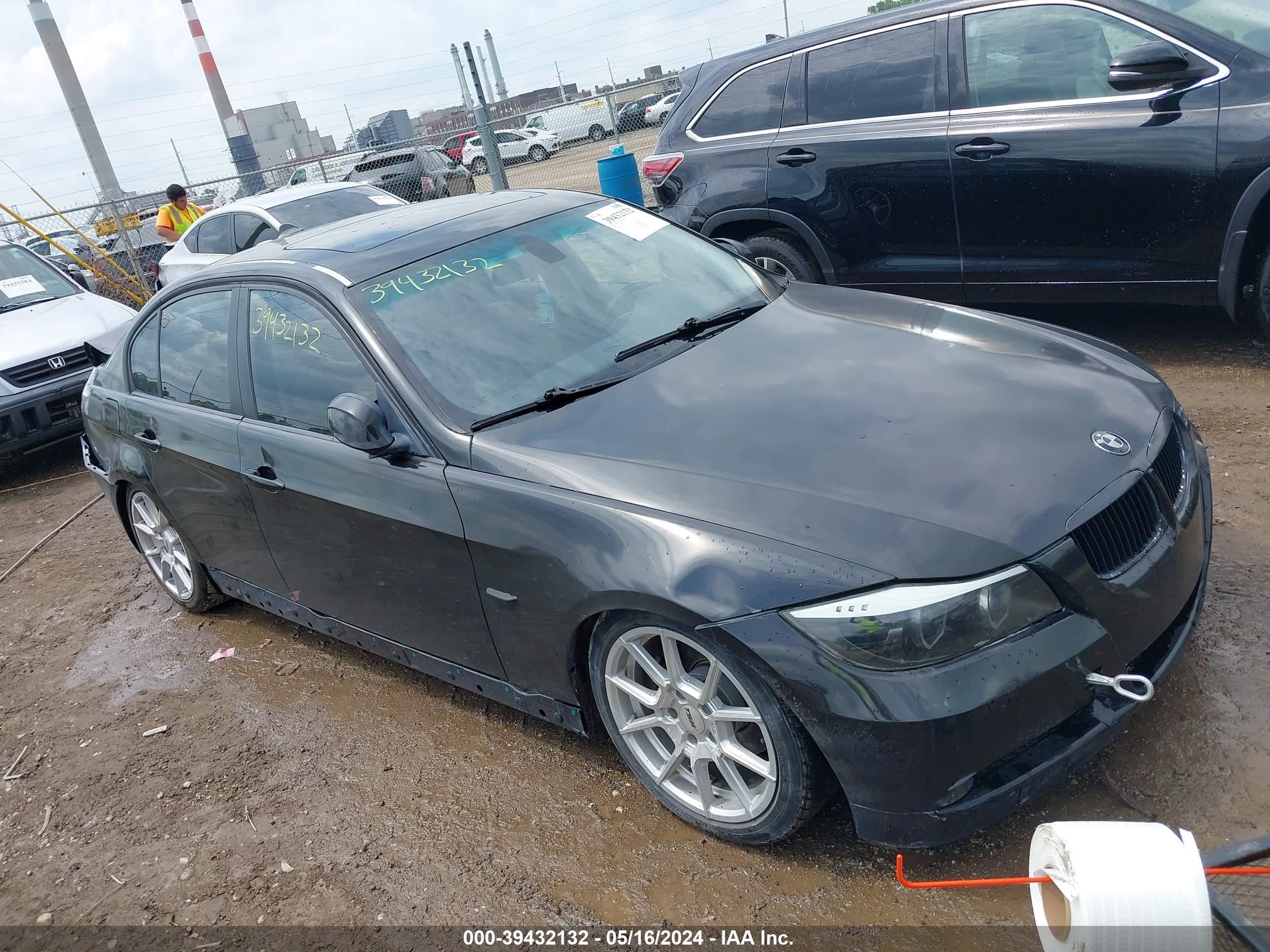 BMW 3ER 2006 wbavb13556kx64580