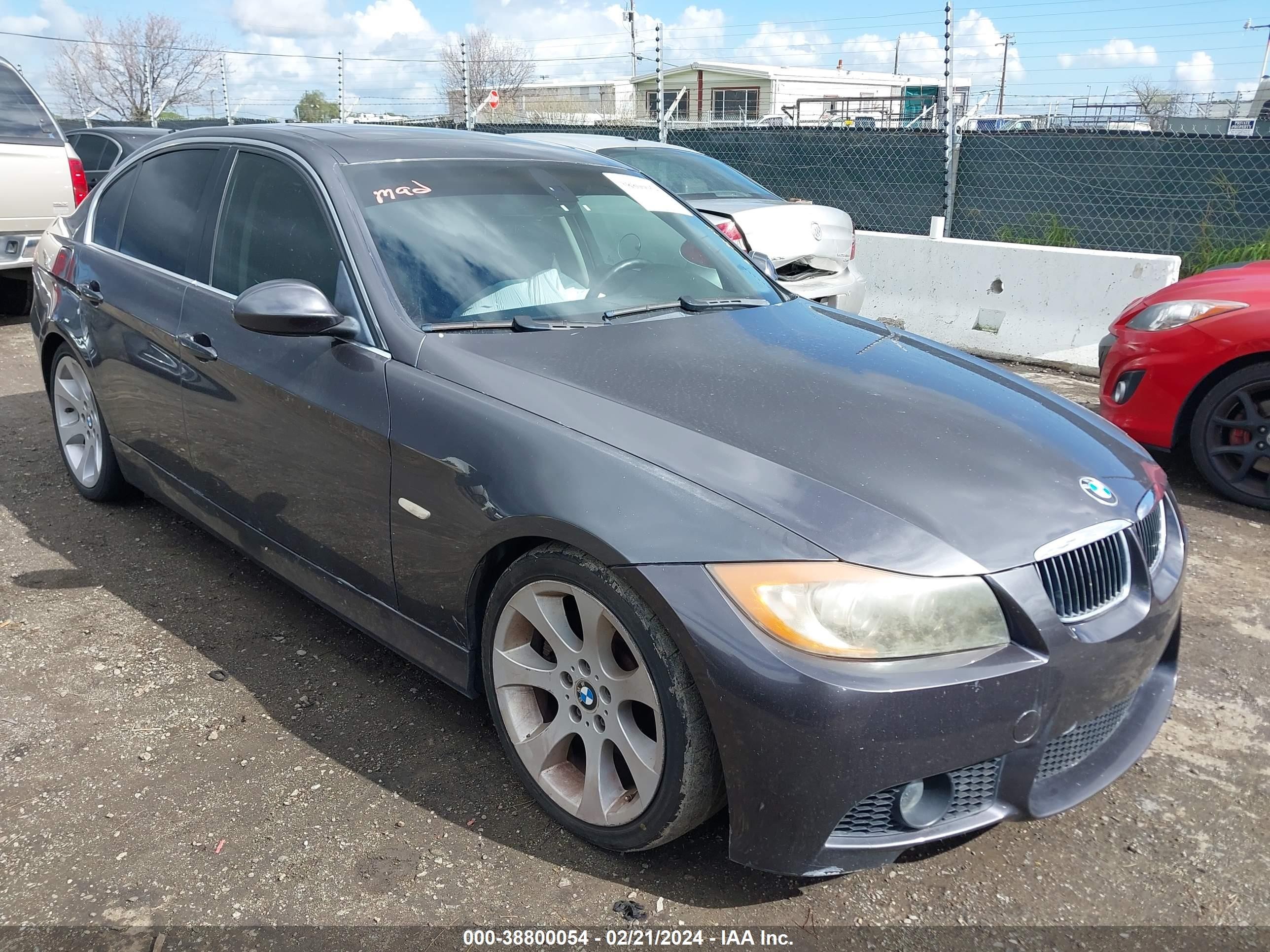 BMW 330 I 2006 wbavb33586kr74411