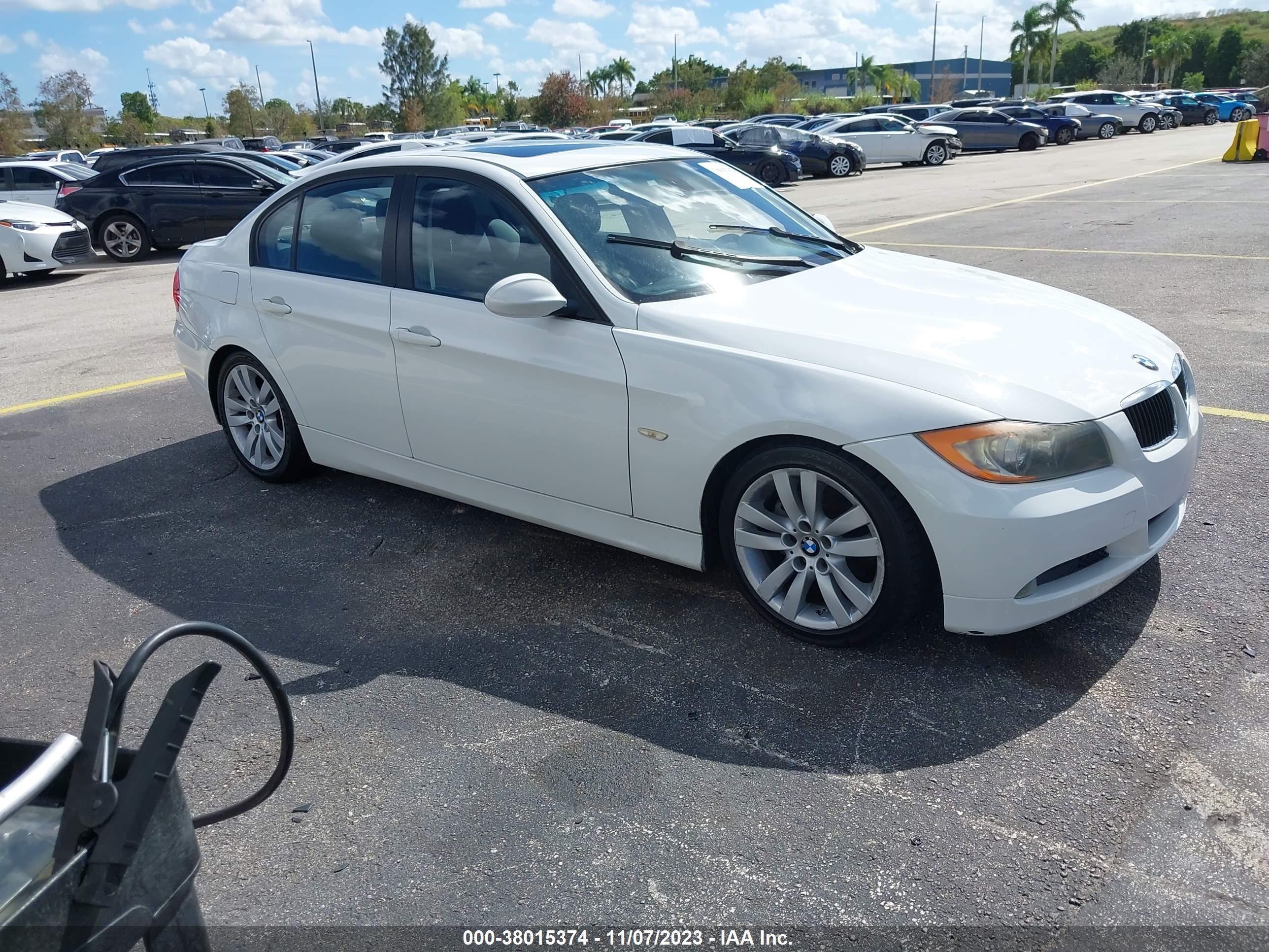 BMW 3ER 2007 wbavc53527fz77954