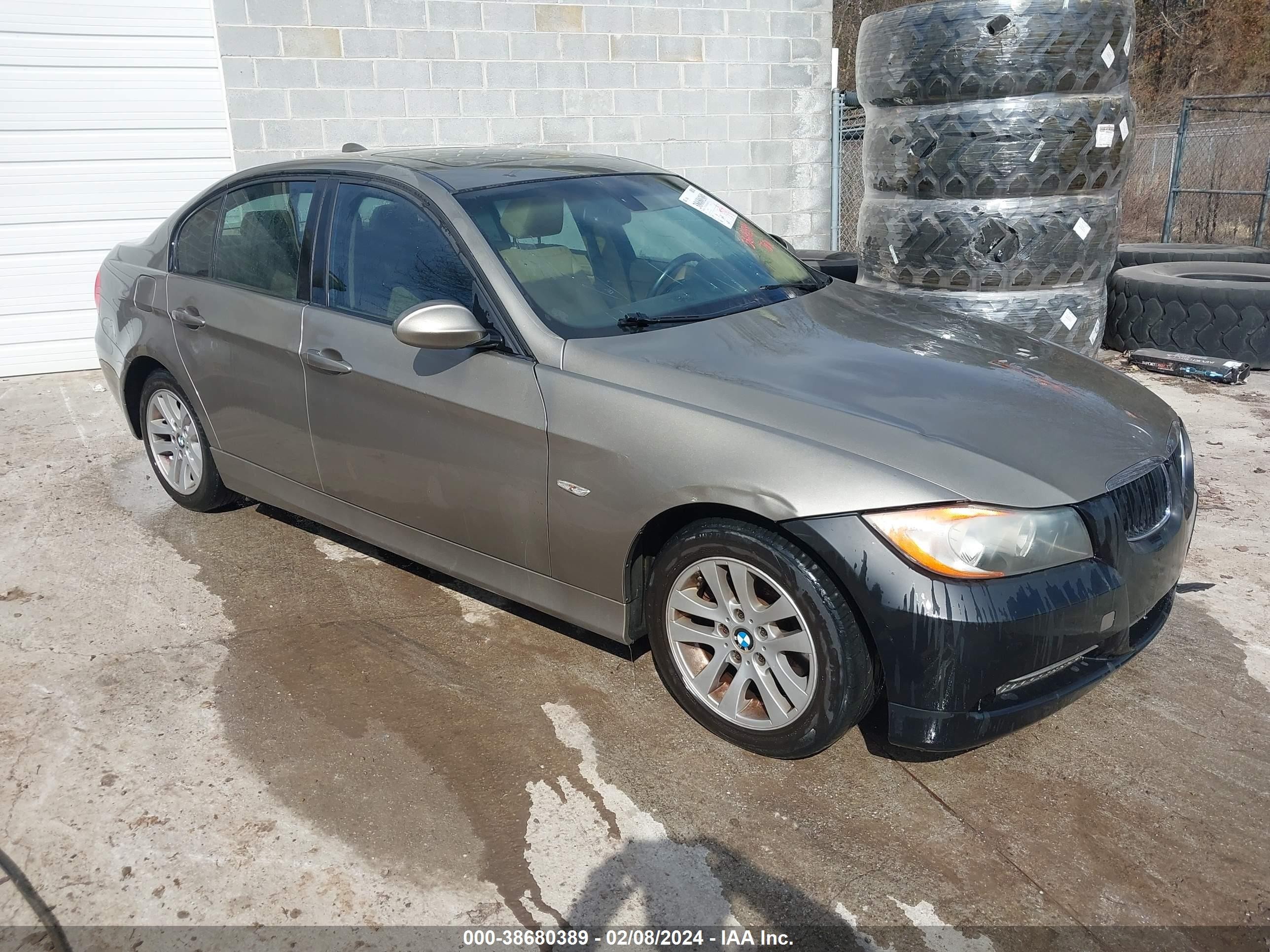 BMW 3ER 2007 wbavc73527kp36544