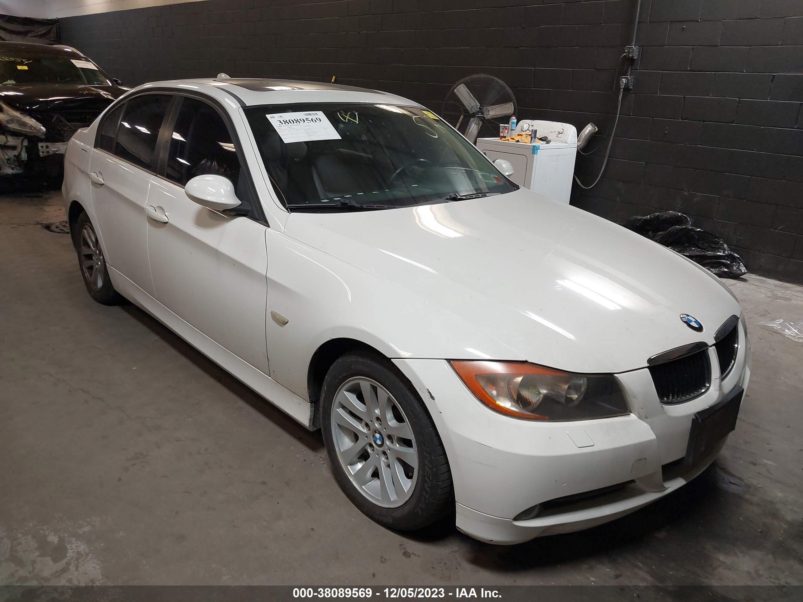 BMW 3ER 2007 wbavc93527kx56837