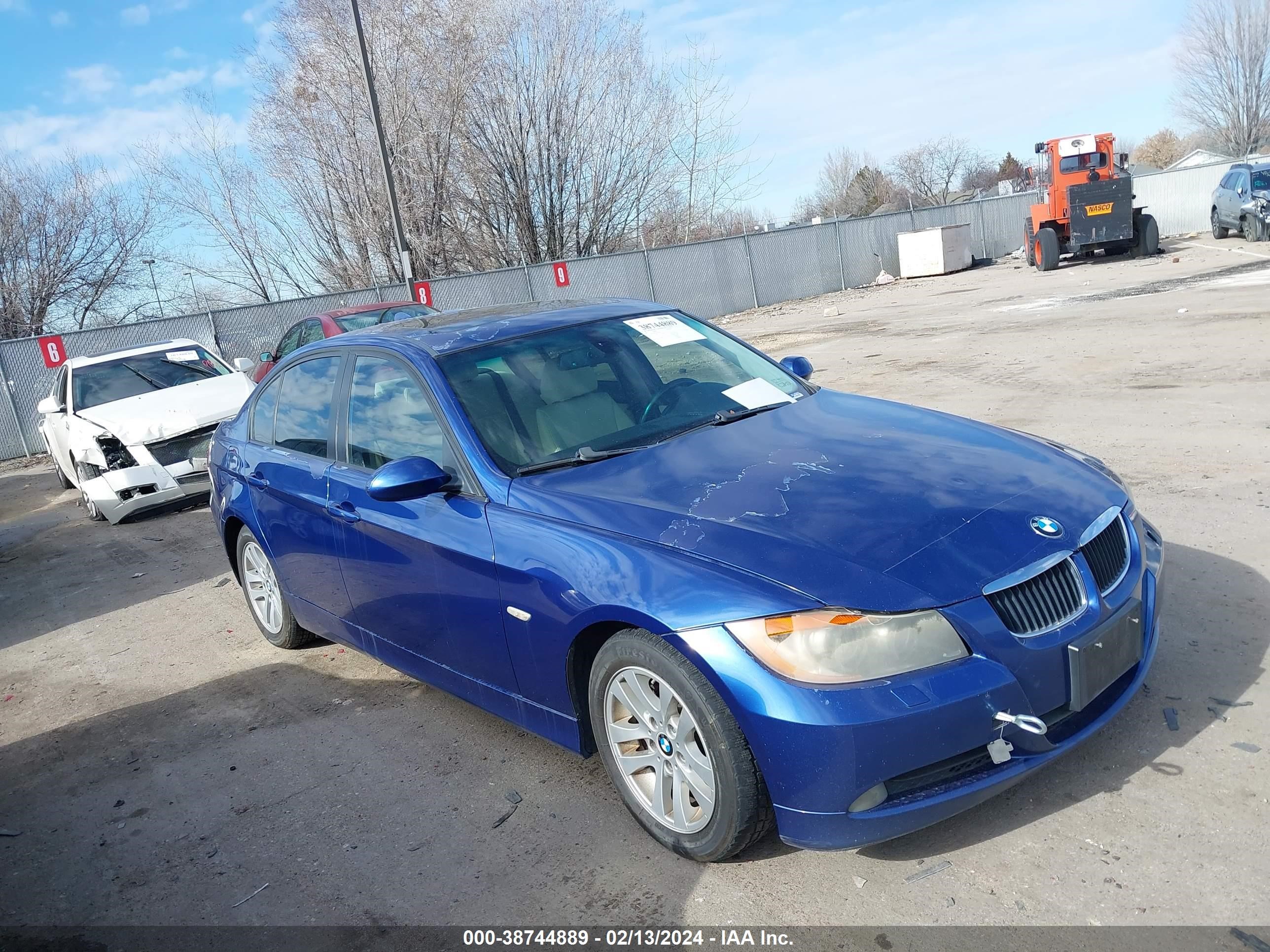 BMW 3ER 2007 wbavc93547k031966