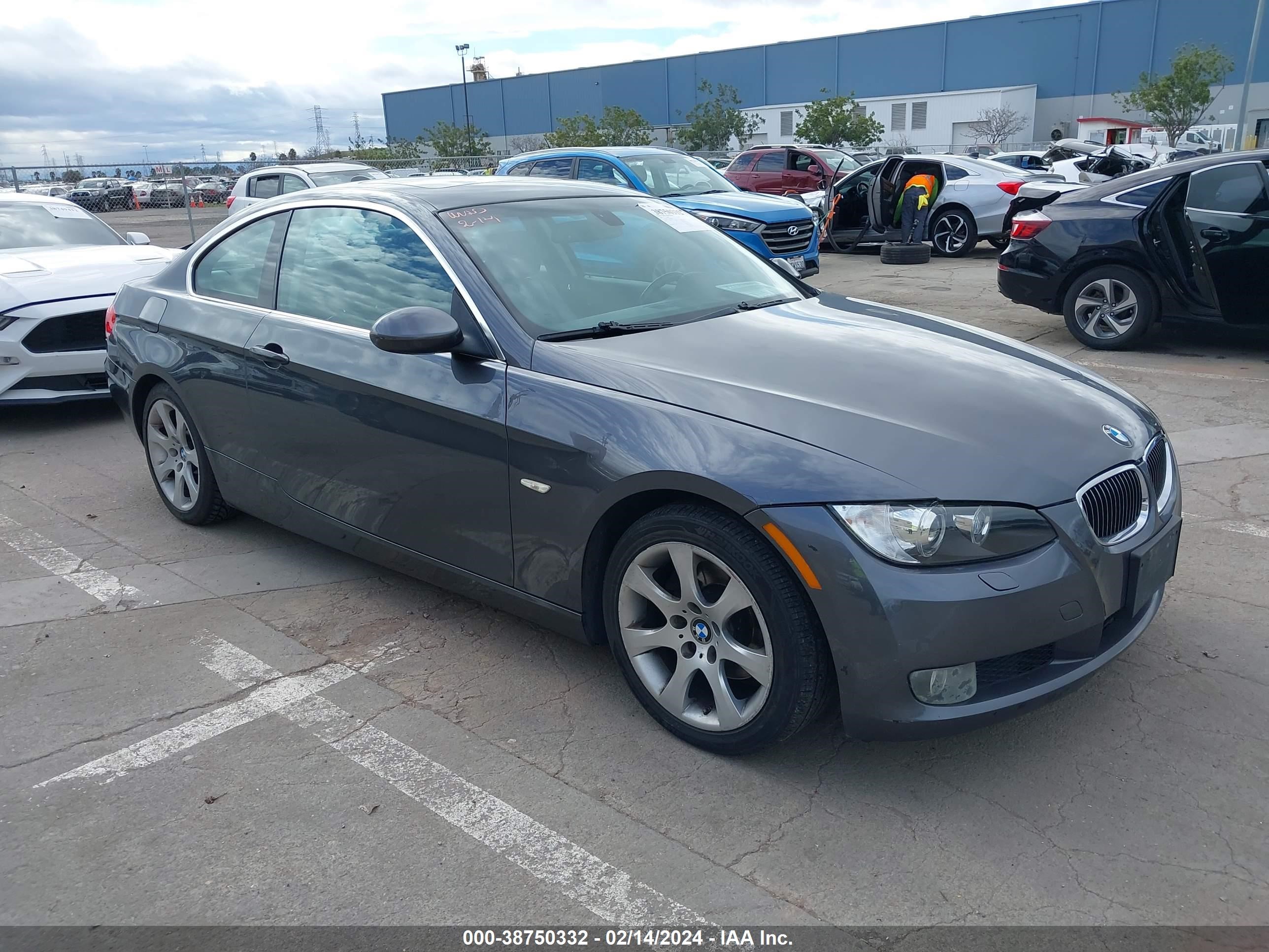 BMW 3ER 2008 wbawc33518pd08713