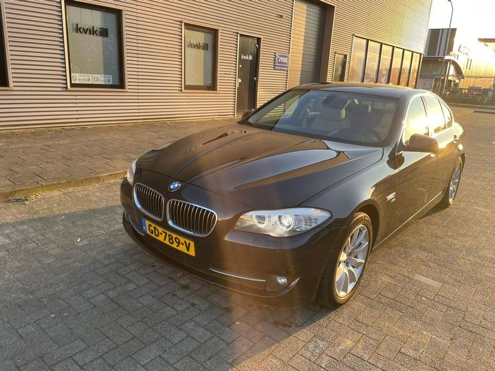 BMW 5-SERIE 2013 wbaxa11000c583522