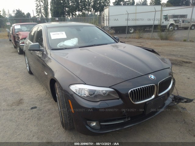 BMW 5 2013 wbaxh5c54dd109553