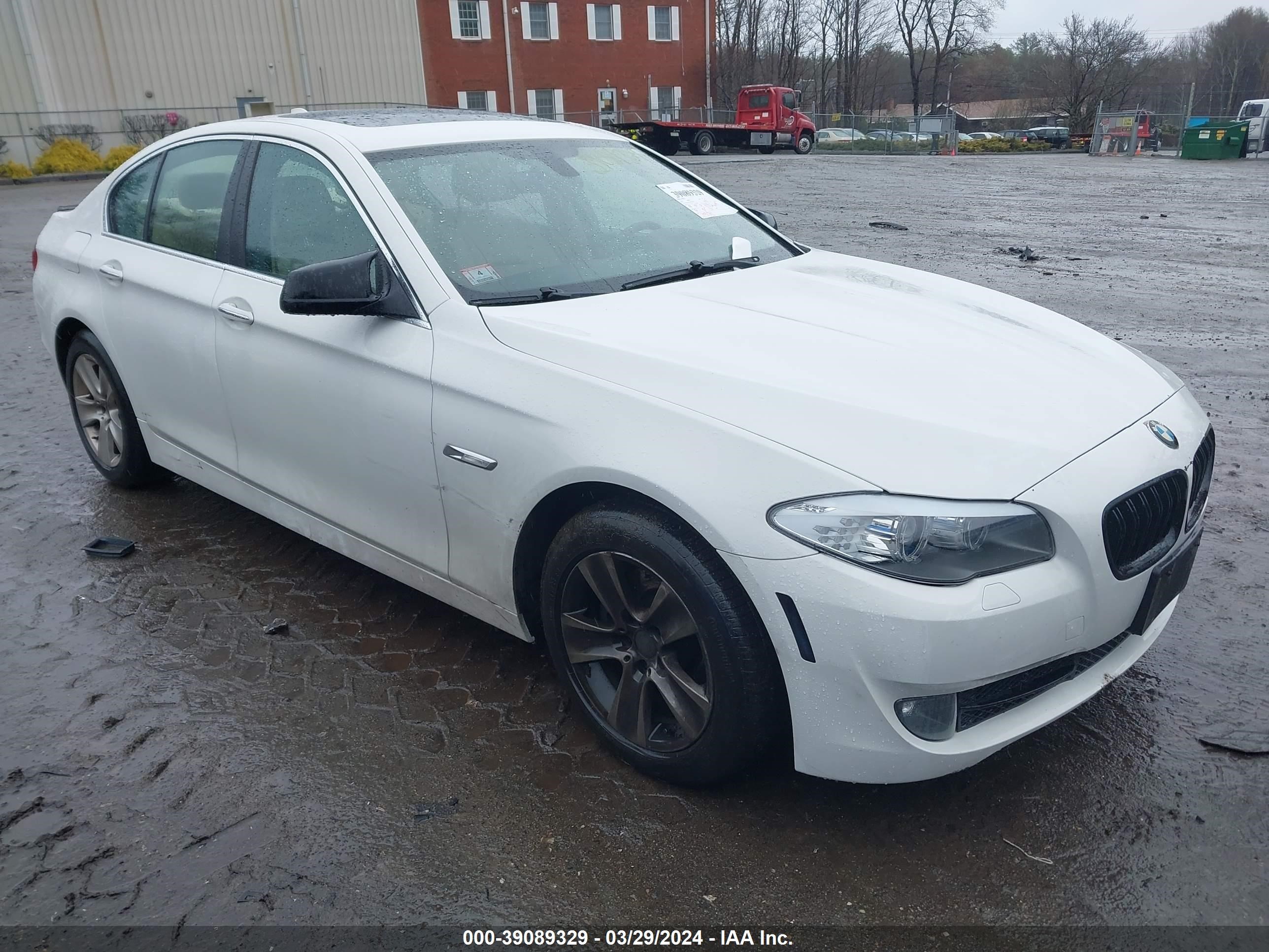 BMW 5ER 2013 wbaxh5c56ddw14087