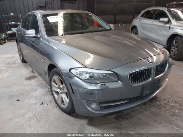 BMW 528I 2012 wbaxh5c58cdw06278