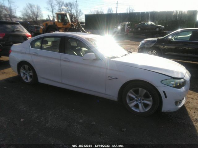 BMW 528I 2012 wbaxh5c59cdw09366