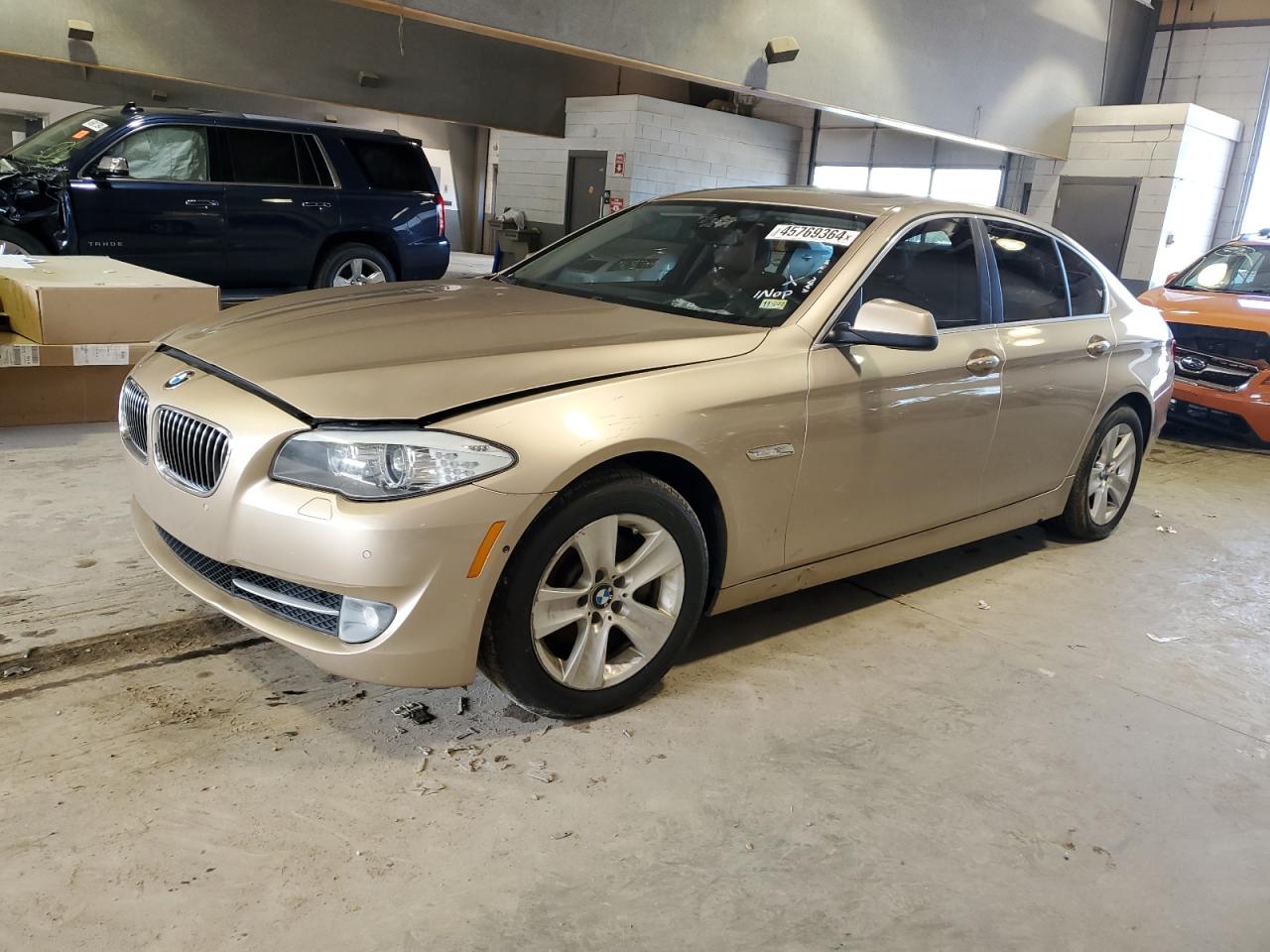 BMW 5ER 2013 wbaxh5c59dd113033