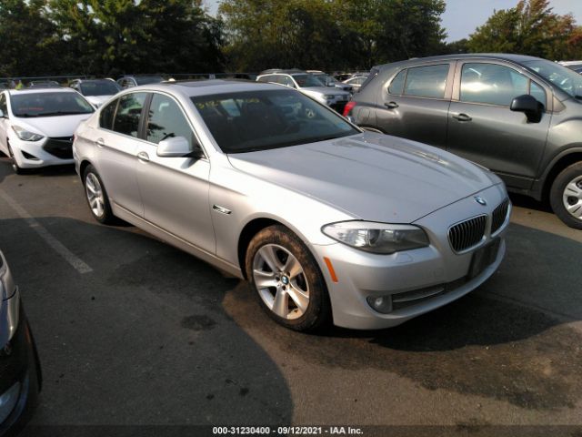 BMW 5 2013 wbaxh5c5xdd110304