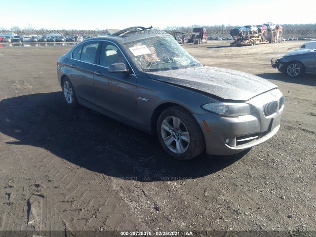 BMW 5 2013 wbaxh5c5xddw13430