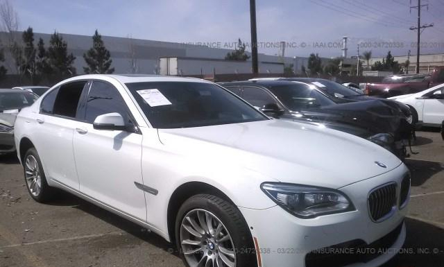 BMW 750I 2015 wbaya8c55fd825763