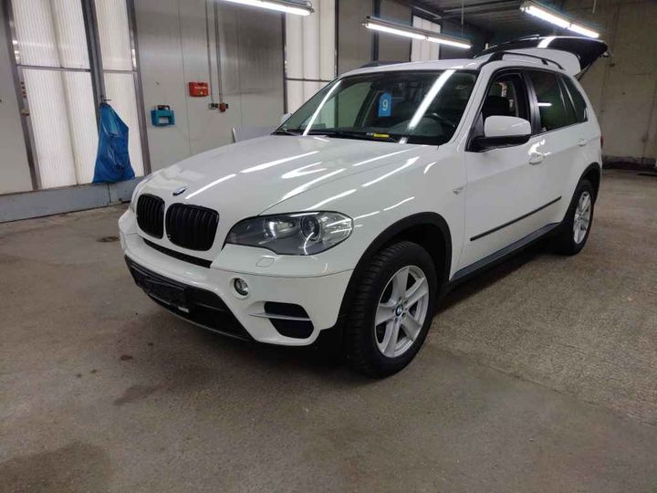 BMW BAUREIHE X5 2013 wbazw410800c18103