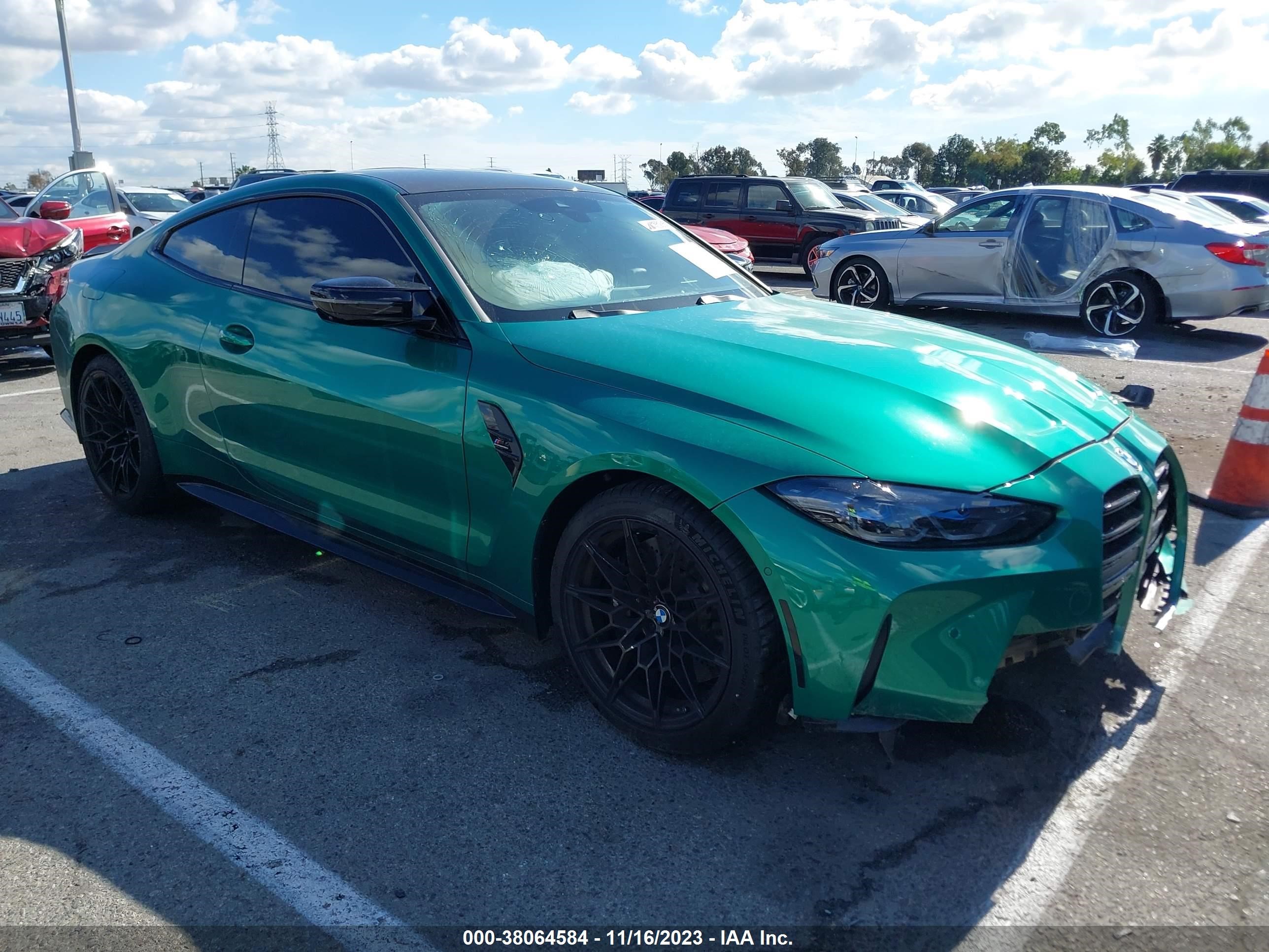 BMW M4 2024 wbs33az08rcp25976