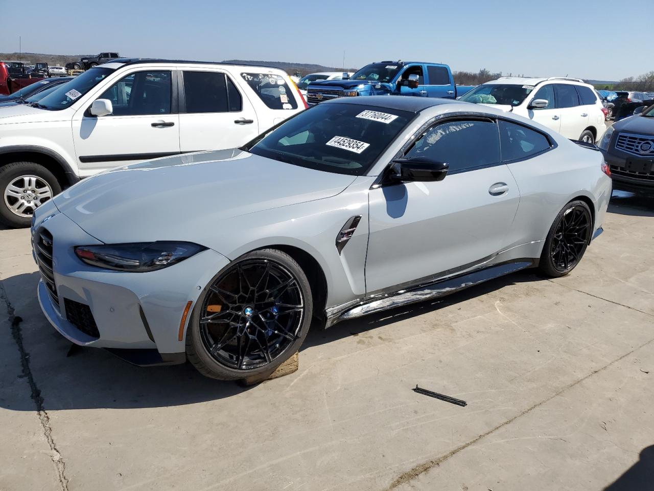 BMW M4 2024 wbs43az04rcr06447