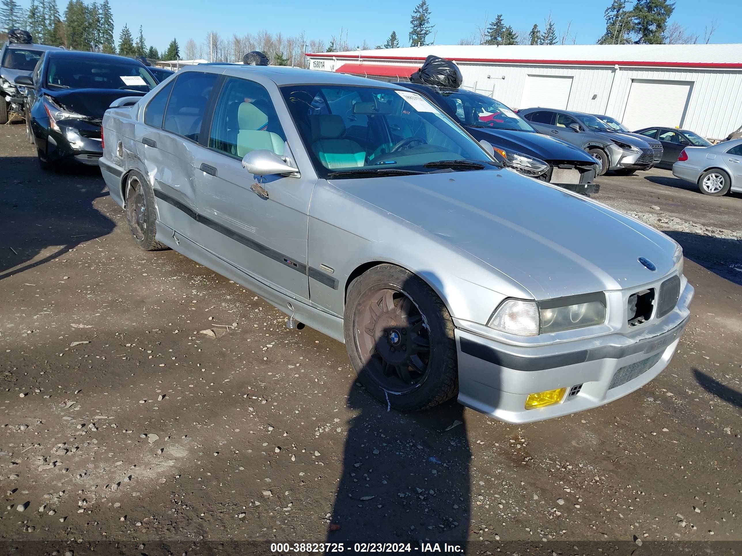 BMW M3 1998 wbscd932xwee09102