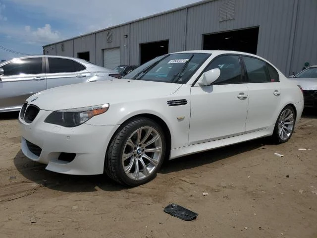 BMW M5 2006 wbsnb93526b583351