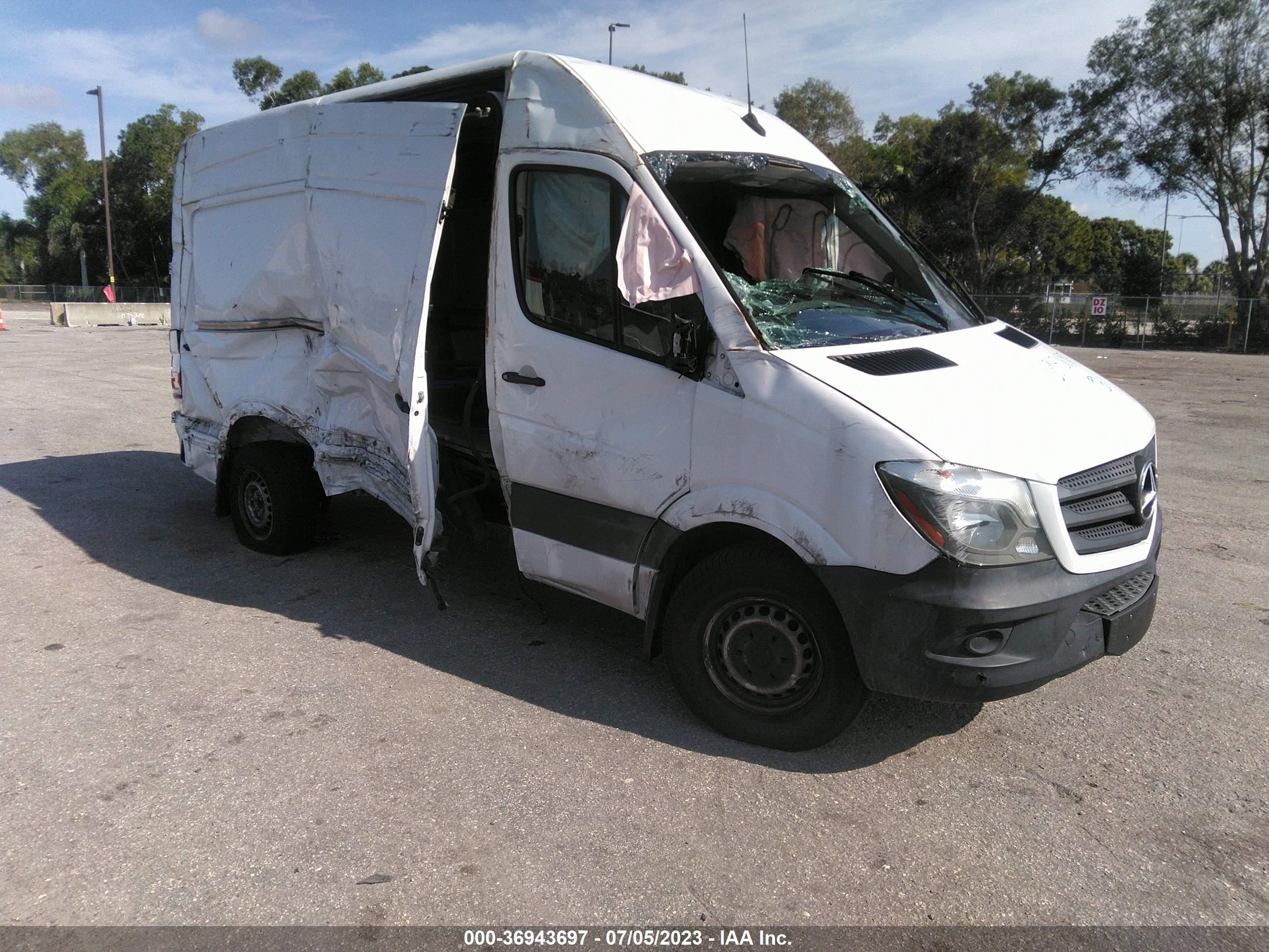 MERCEDES-BENZ SPRINTER 2017 wd3pe7cd0hp569905