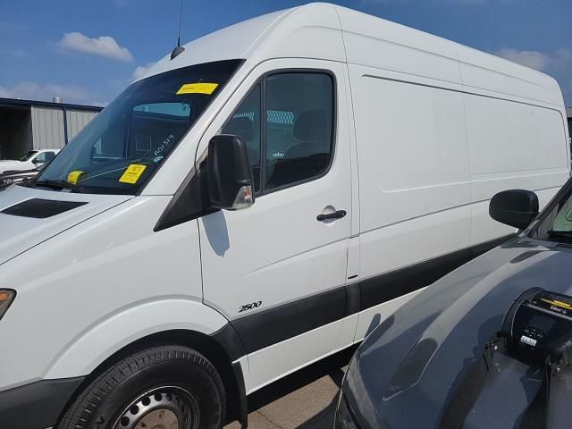 MERCEDES-BENZ SPRINTER CARGO VANS 2010 wd3pe8cc0a5472833