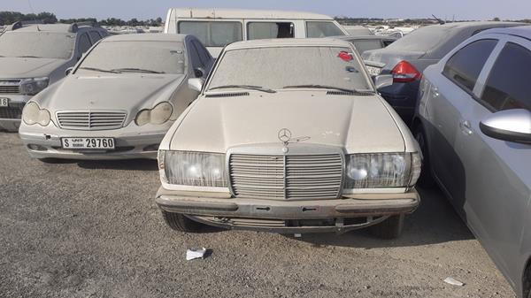 MERCEDES-BENZ CE 280 1983 wdb12305312028624