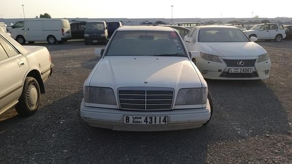 MERCEDES-BENZ E220 1994 wdb1240221c141507