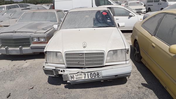 MERCEDES-BENZ E220 1995 wdb1240221c242479