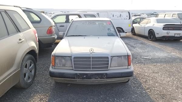 MERCEDES-BENZ E 300 1992 wdb1240301b742565