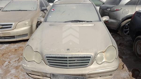 MERCEDES-BENZ C 200 2003 wdb2030421f401660